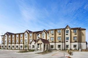Microtel Inn & Suites by Wyndham Buda Austin South, Buda