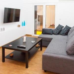 Glyfada Square Modern And Cozy Apartment