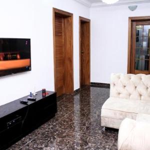 247 Luxury Apartment