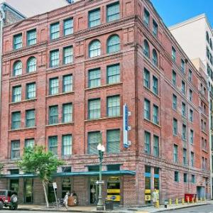 Modern Condos near French Quarter & Bourbon Street