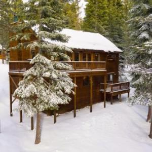 Private Mountain Retreat With Sauna & Game Room Home