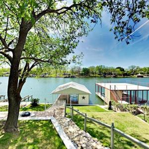 Lbj Lake House Home