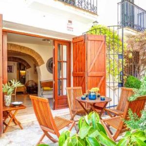 Charming House by Hello Homes Sitges