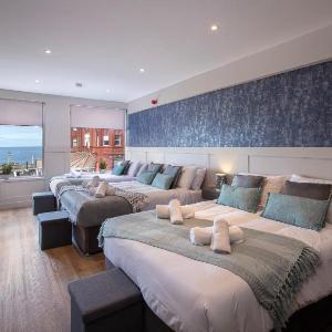 Ocean View Apartments - Mayfair - Sleeps 11