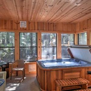 South Lake Tahoe House w/ Hot Tub & Tree House!