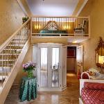 room photo