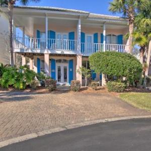 Destin-Area Retreat with Resort Pool and Beach Access!