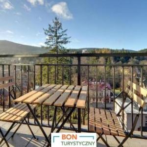 Kolorowy Apartament Sun Seasons 24 w Szklarskiej Porębie by Noclegi Renters