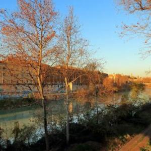 The heart of Rome Colosseo Emporio River