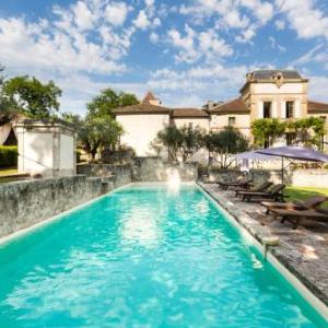 Montjoi Chateau Sleeps 26 Pool WiFi