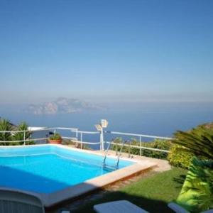 Termini-Sant'Agata Villa Sleeps 13