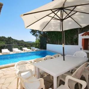 Lloret de Mar Villa Sleeps 12 Pool WiFi