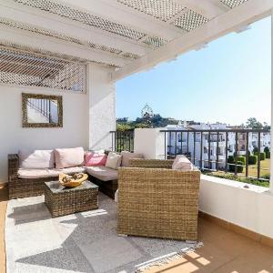 Los Robles - 3BR Penthouse with Spectacular Panoramic Views in Benahavis