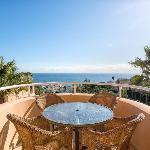 Malibu 10 - Lux. 2BR Sea View Condo in Club La Costa 