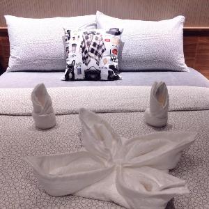 28th Fl/Sky pool luxury condo/BKK CBD/BTS/EM zone