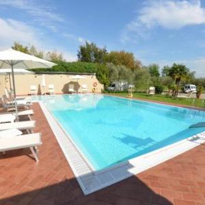 San Piero in Campo Villa Sleeps 8 Pool Air Con WiFi