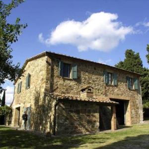 Castiglioncello del Trinoro Villa Sleeps 8 Pool