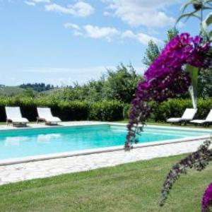 Montefoscoli Villa Sleeps 8 Pool WiFi