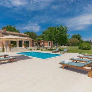 Holiday Home Villa Bernard