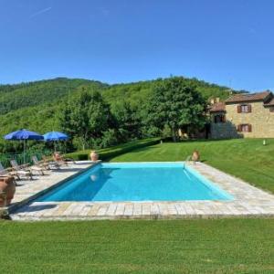 Monterchi Villa Sleeps 8 Pool WiFi