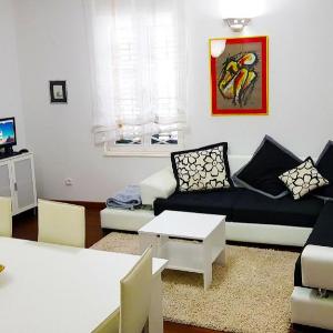 Split Promenade Apartment A