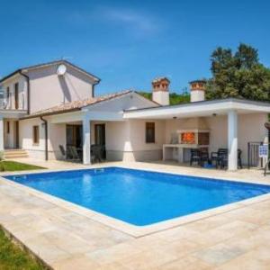 Awesome home in Koromacno w/ Outdoor swimming pool WiFi and 4 Bedrooms