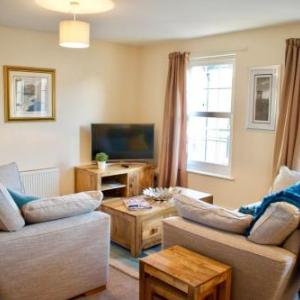 Beautiful 2 Bedroom 2 Bathroom Edinburgh Apt