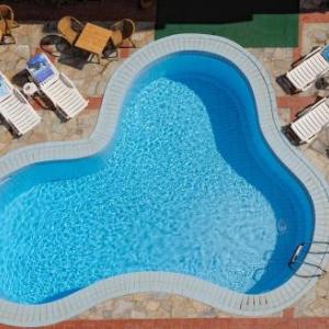 Cleopatra Apartments