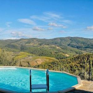 Strada in Chianti Villa Sleeps 5 Pool Air Con