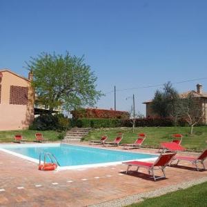 Castelfiorentino Villa Sleeps 4 Pool