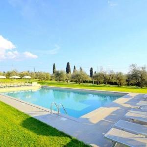 San Donato Villa Sleeps 2 Pool Air Con WiFi