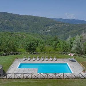 Monterchi Villa Sleeps 12 Pool Air Con WiFi