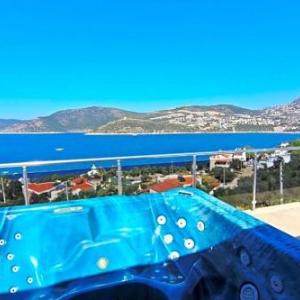 Kalkan Villa Sleeps 10 Pool Air Con WiFi