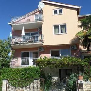 Apartment in Novigrad with Terrace Air condition WIFI Dishwasher (4648-5)