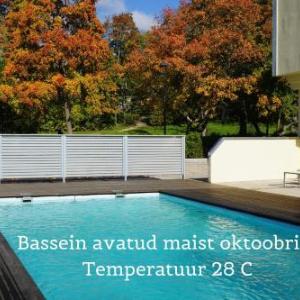 Indian Summer Apartment