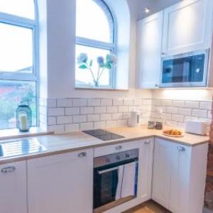 Stylish Immaculate New Apartment near Salford Quays By Pillo Rooms