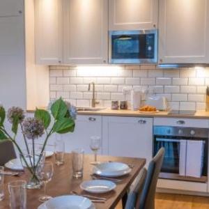 Modern Very Spacious Apartment Near Manchester City Centre By Pillo Rooms