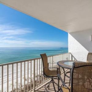 Edgewater Leeward 406 2 Bedroom Beach Front Pool Sleeps 6