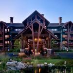 Grand Cascades Lodge