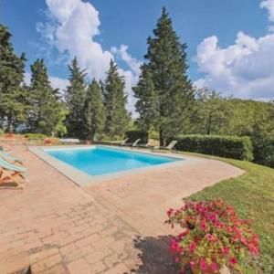 Cosy Holiday Home in Borgo San Lorenzo with Swimming Pool