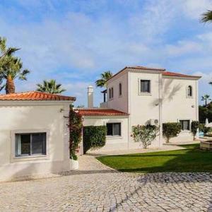 Quinta do Lago Villa Sleeps 6 with Pool Air Con and WiFi