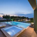 Mythic Olive - Luminous Private Villa Heated Pool 