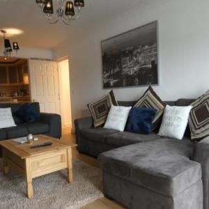 Echo Arena Luxury City Centre Waterfront Apartment