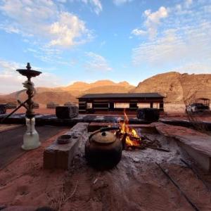 Rum Panoramic Camp & Tour