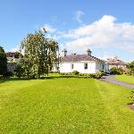 Elegant Luxurious Spacious Historic House  Galway 