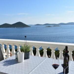 Apartments Josip