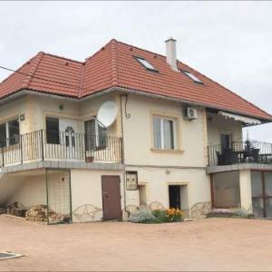 Holiday home in Balatonalmadi 38980