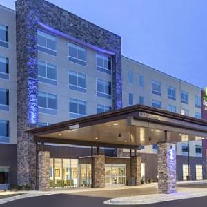 HOLIDAY INN EXPRESS & SUITES HUDSON I-94