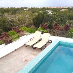 Private Roof w Plunge Pool Brand New 2 Br Penthouse for 6 sleeps