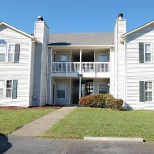 Colony Club D8 condo